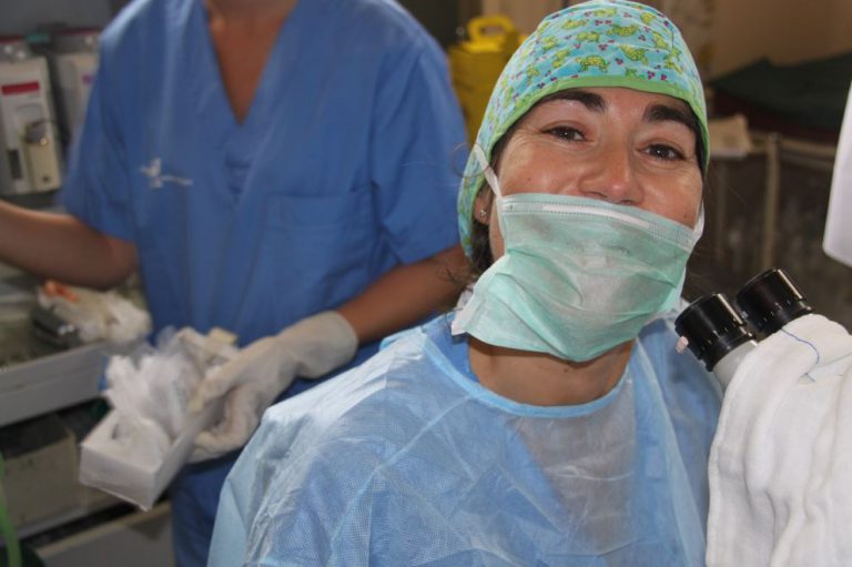 Mónica Lecumberri: «En las cataratas, solo una cirugía de calidad permite restaurar la visión, y la monitorización de los resultados postquirúrgicos resulta determinante»