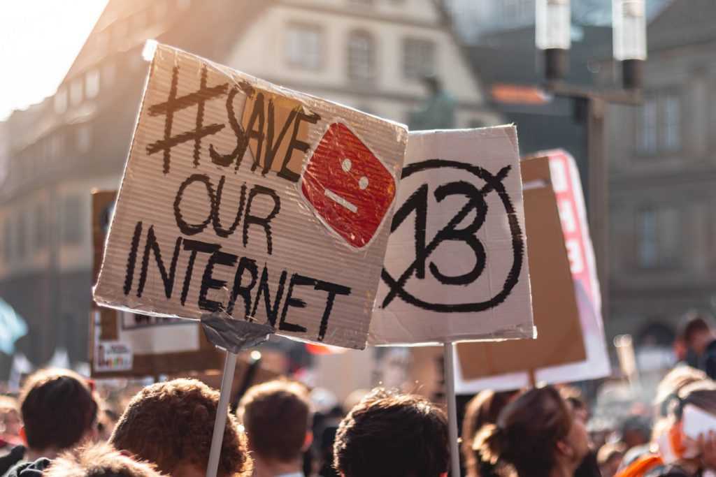 Internet: ¿censura o libertad?
