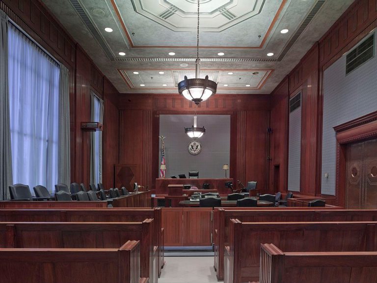 El juicio oral: preparación e intervención del abogado