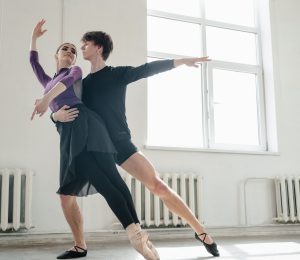 Marc Balló: “L’ideal del cos femení en dansa clàssica és contradictori”