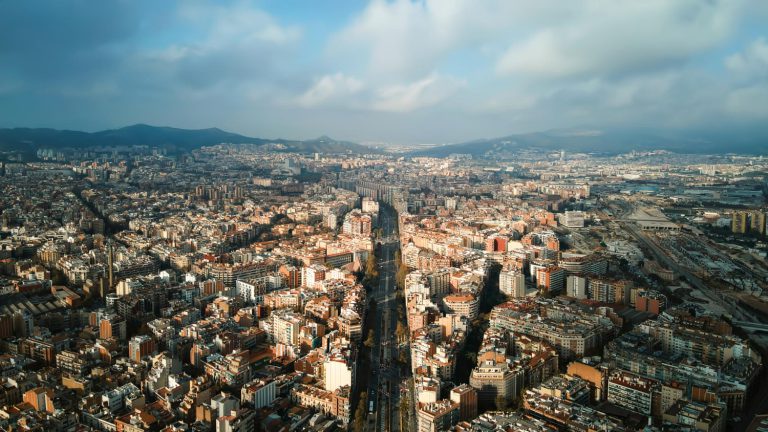 Catalunya arriba als 8 milions d'habitants